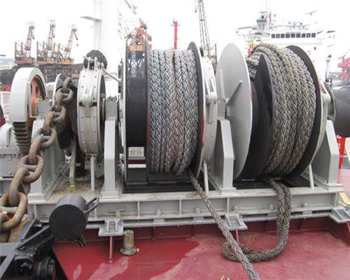 ellsen deck winch for anchoring and mooring